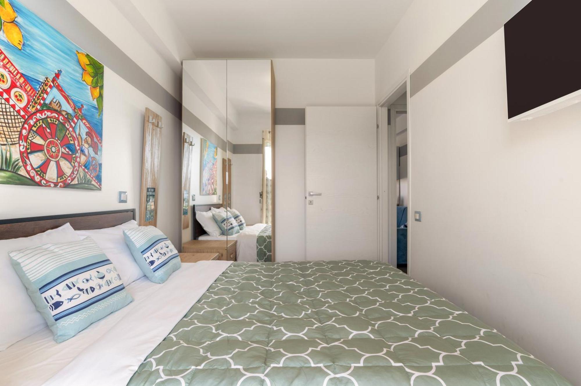 La Casa Di Tobia & Little Paradise Beach Apartments Giardini-Naxos Exterior foto